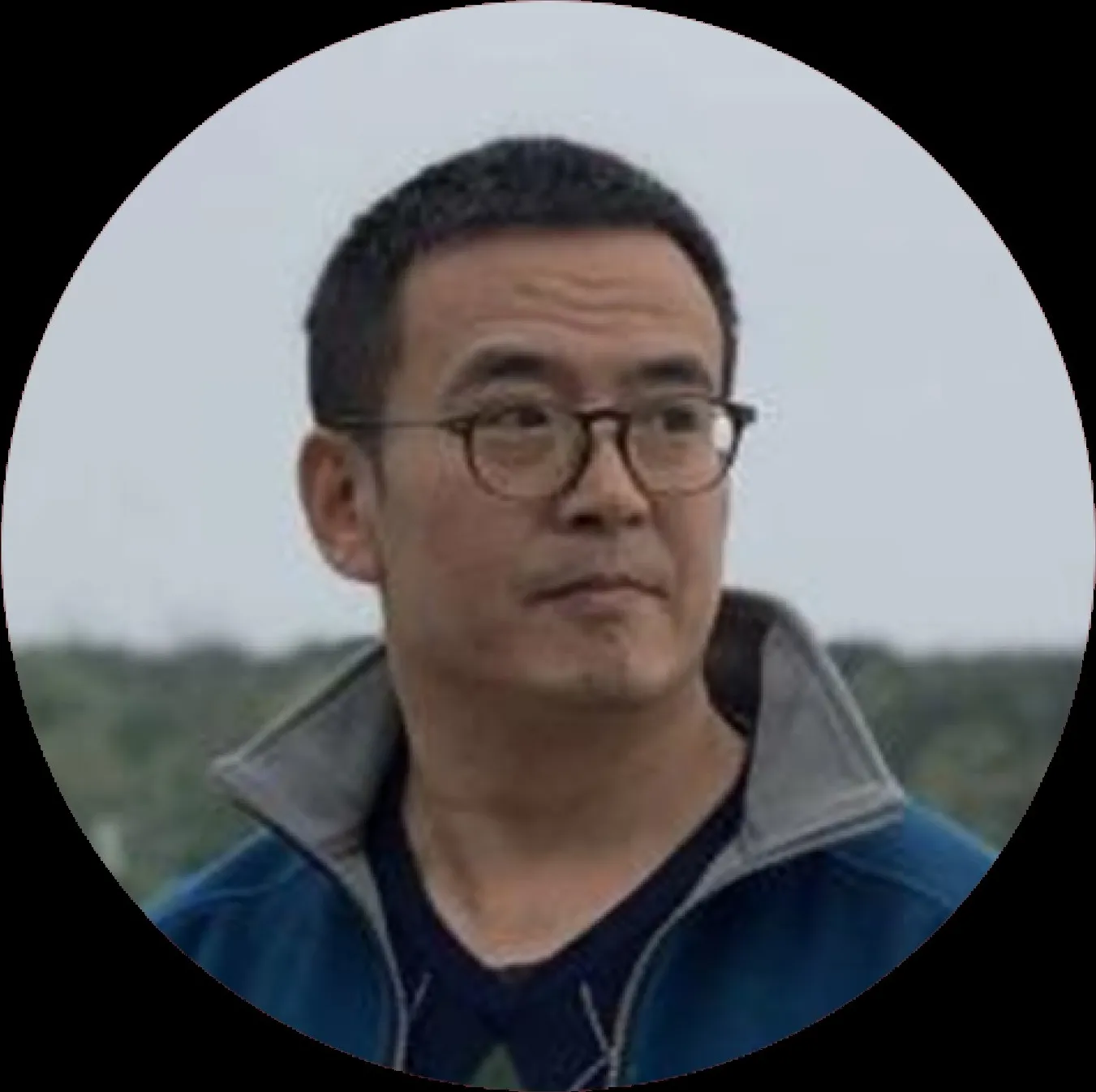 齐发
